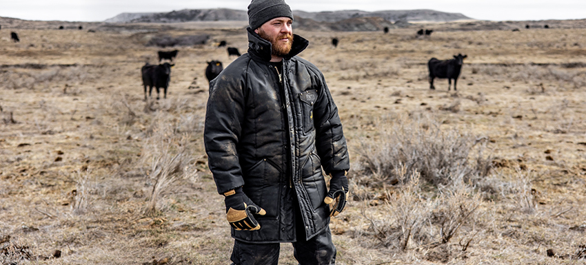 3 REASONS WHY FREEZER SUITS ARE ESSENTIAL FOR WORKING IN THE COLD -  RefrigiWear